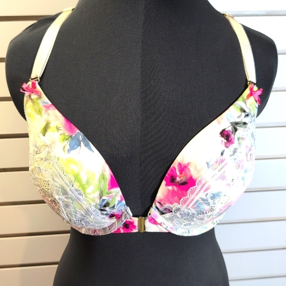 Lane Bryant Cacique Floral Strappy Boost plunge Bra 38DD NWOT